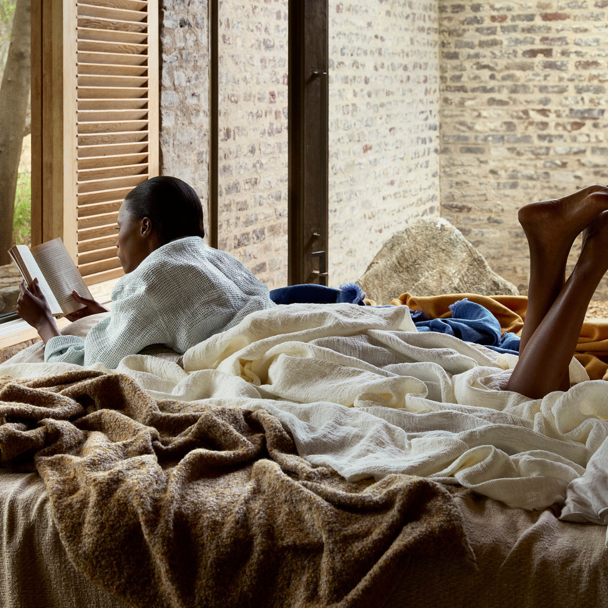 The Comfort Edit: 7 Textures That Transform Your Nightly Wind Down