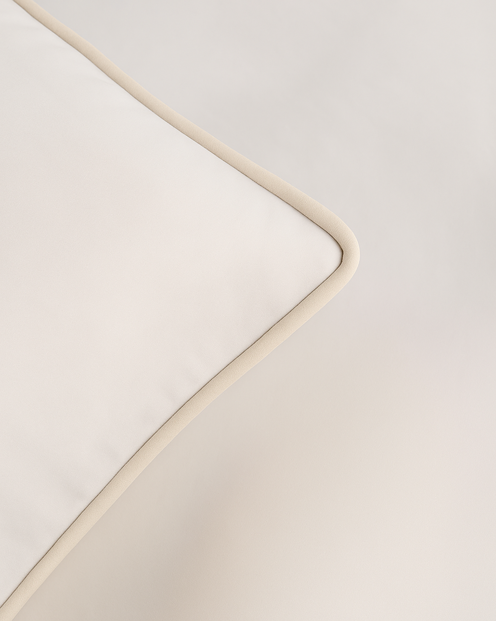 #color_Bianco Ottico with Beach