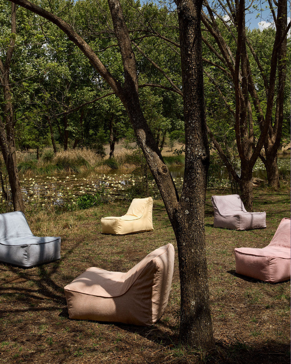 frameless outdoor chair