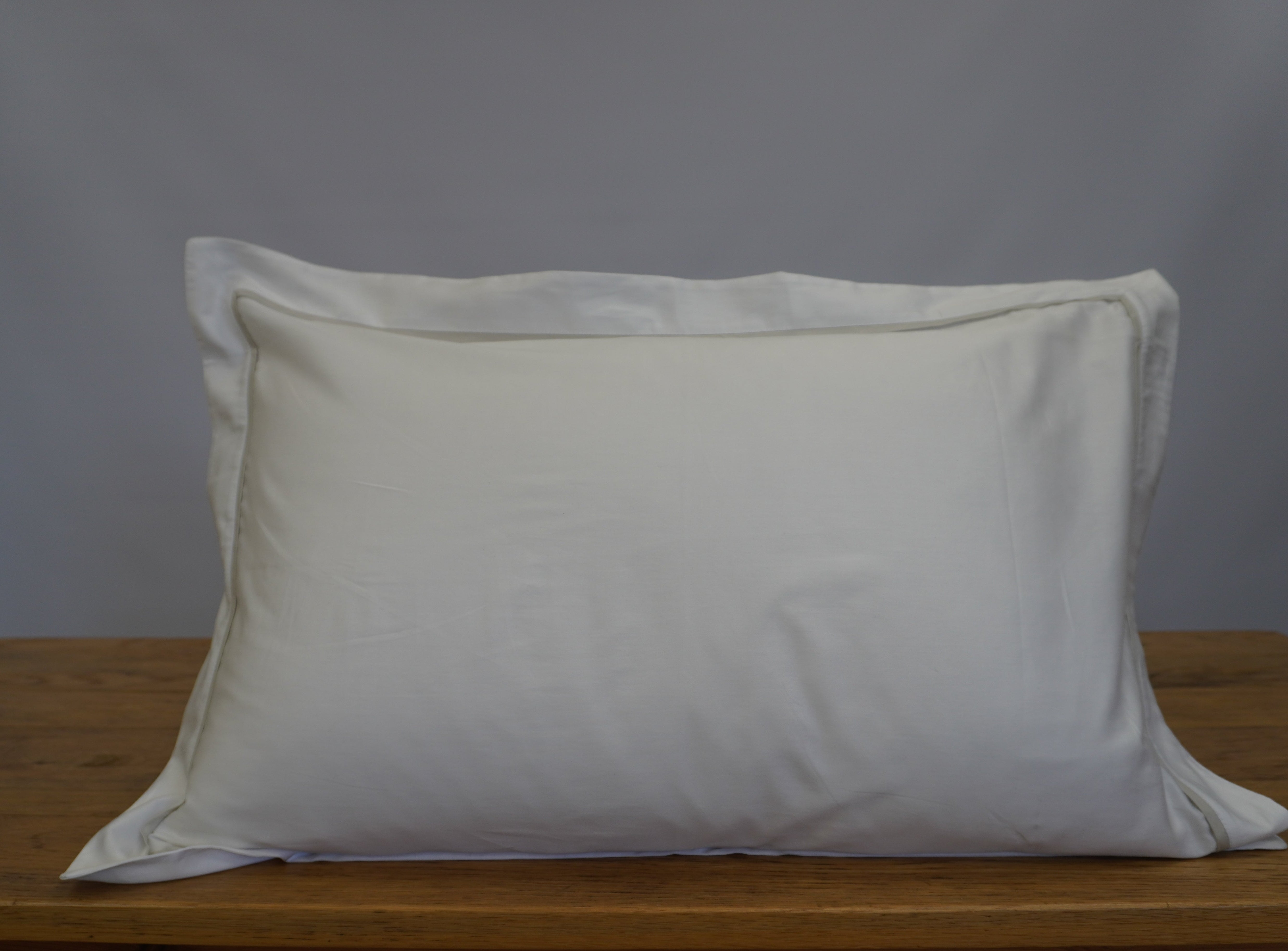 Italian Sateen Starch Pleat Bedlinen Set