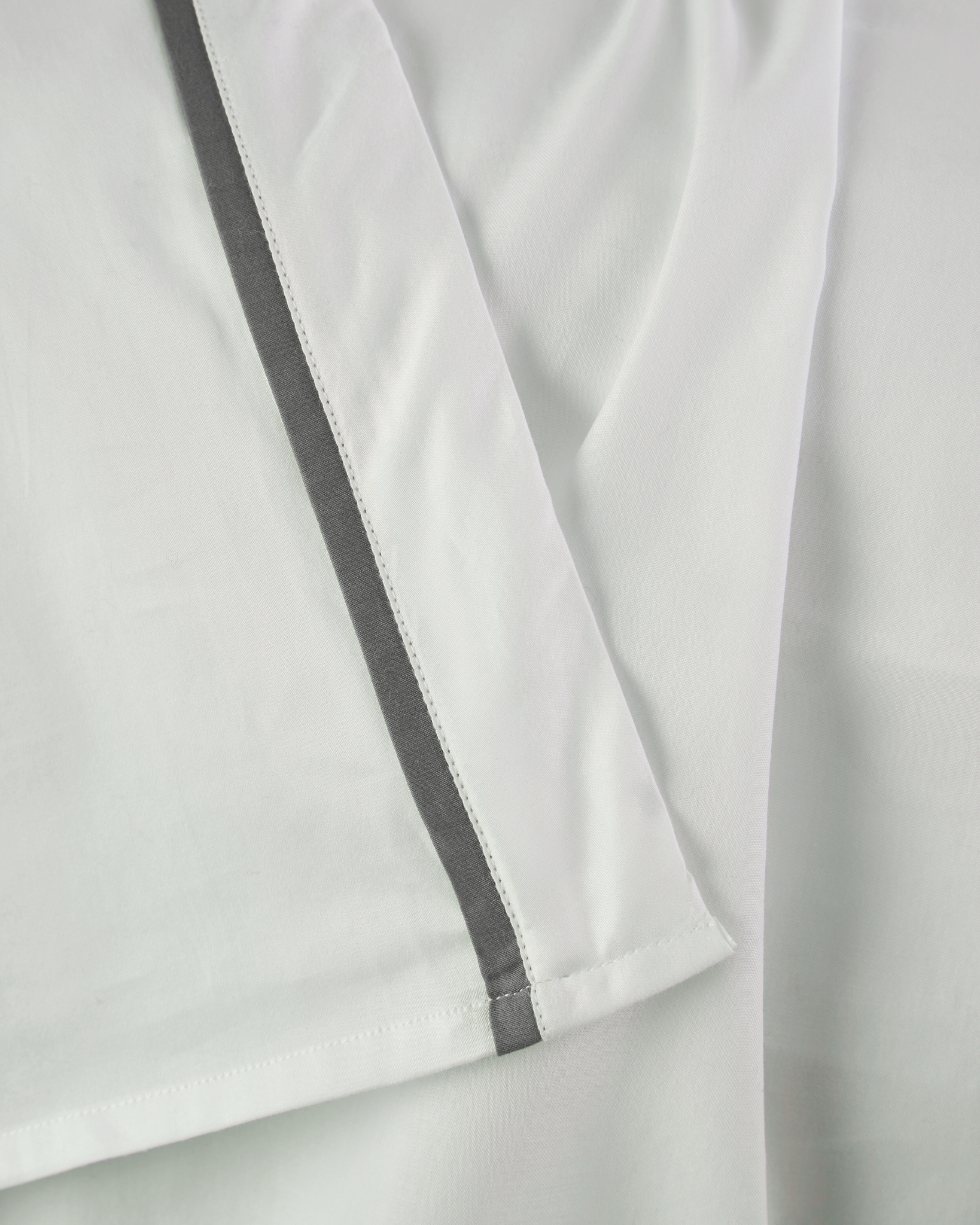 Metropolitan Soft Piping Bedlinen Set