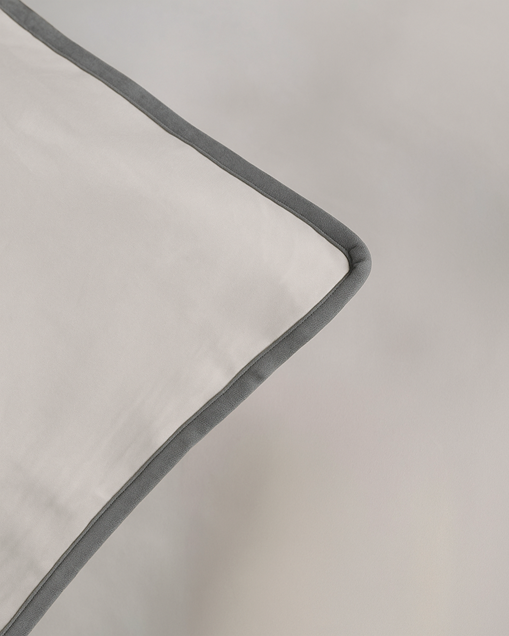 #color_Bianco Ottico with Baguio