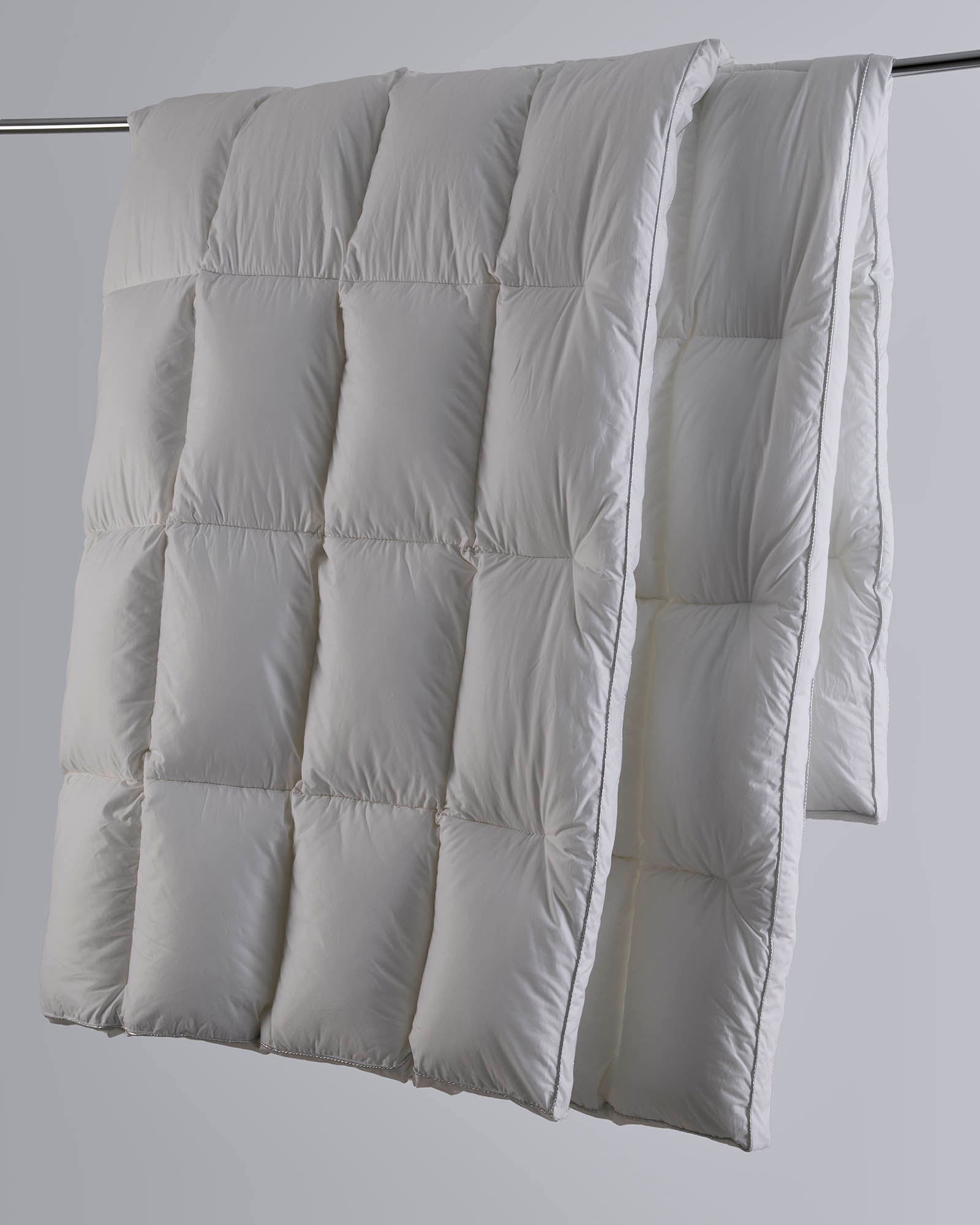 Mattress Topper: Luxe Synthetic fill