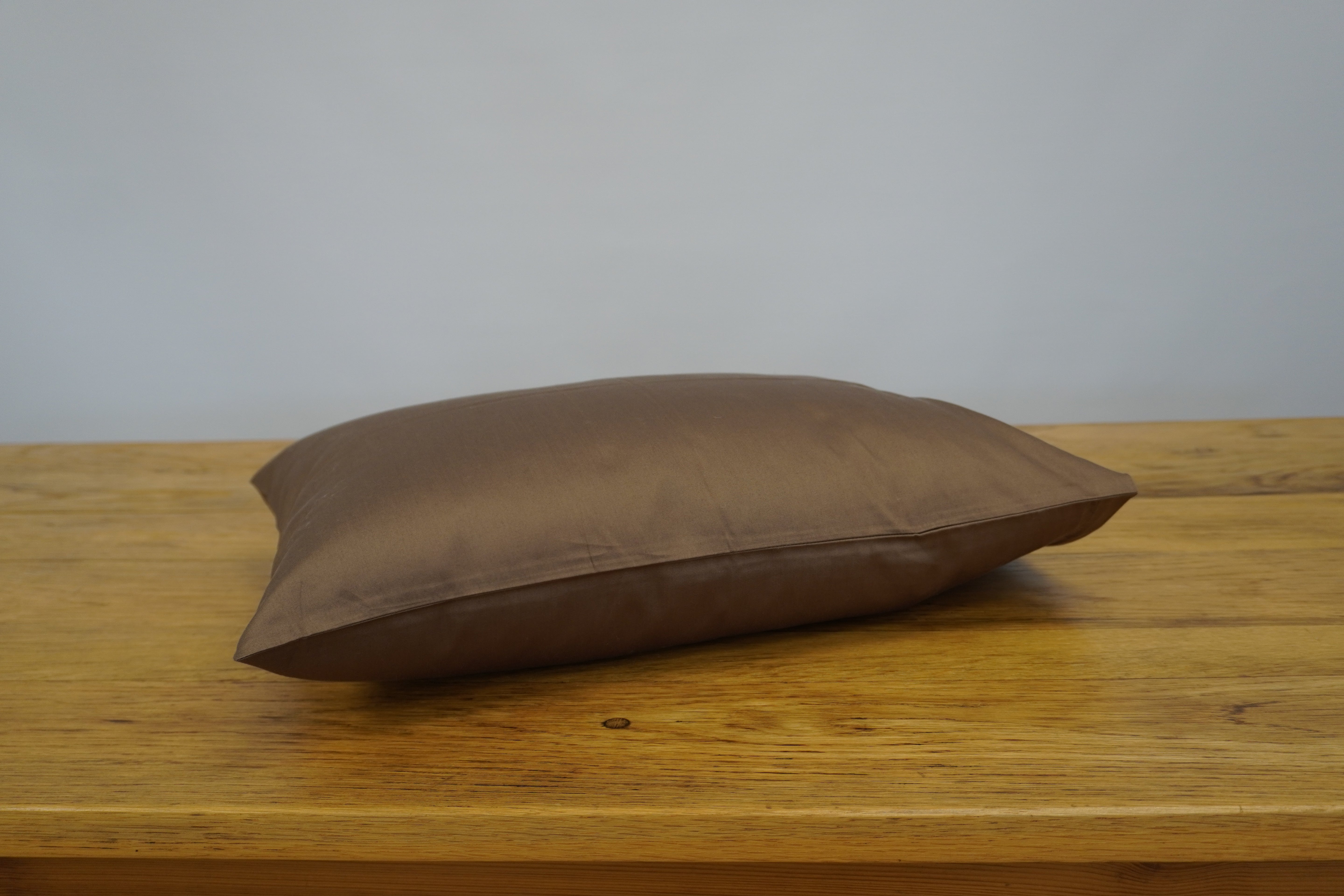 Italian Sateen Housewife Travel Pillows