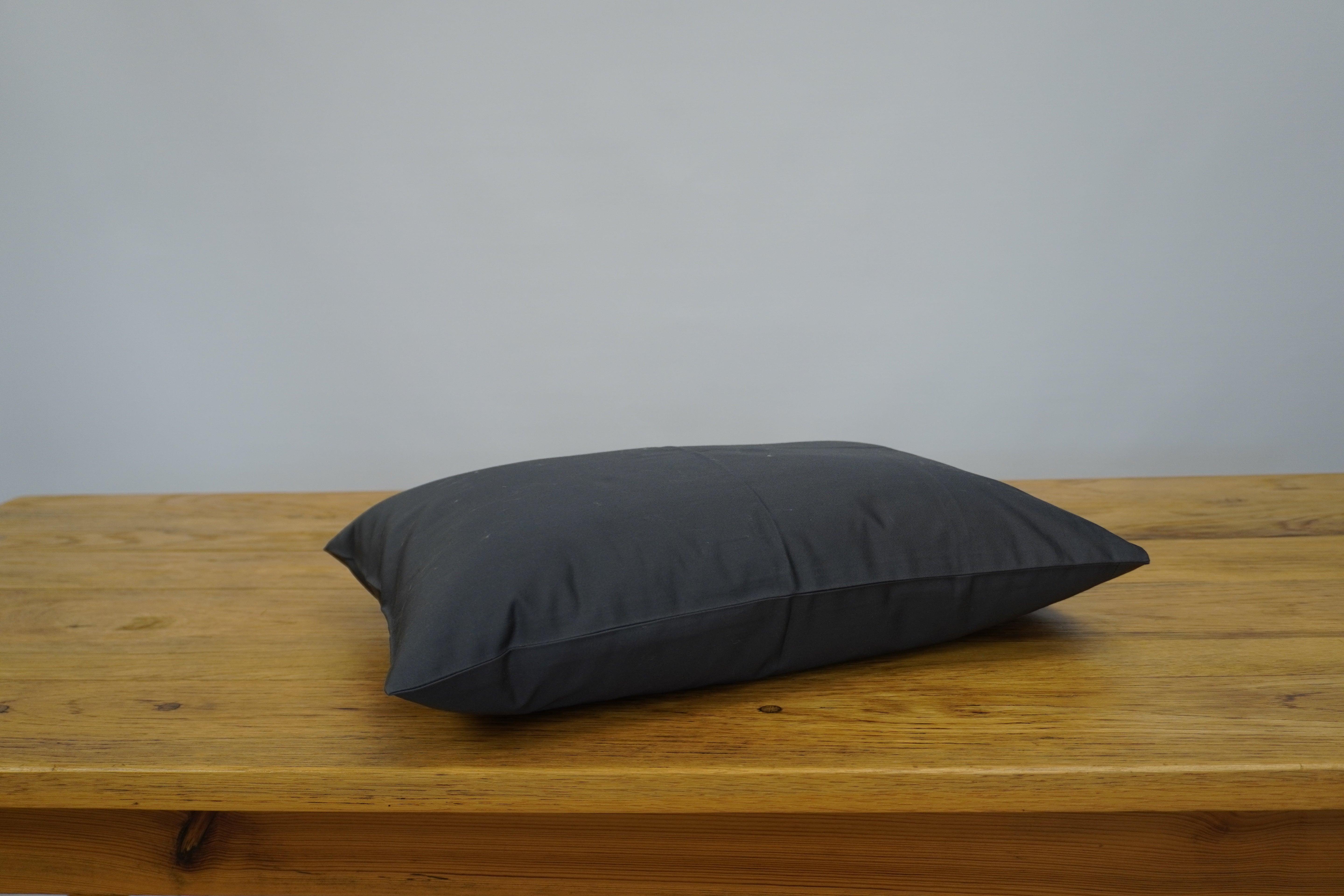 Italian Sateen Housewife Travel Pillows