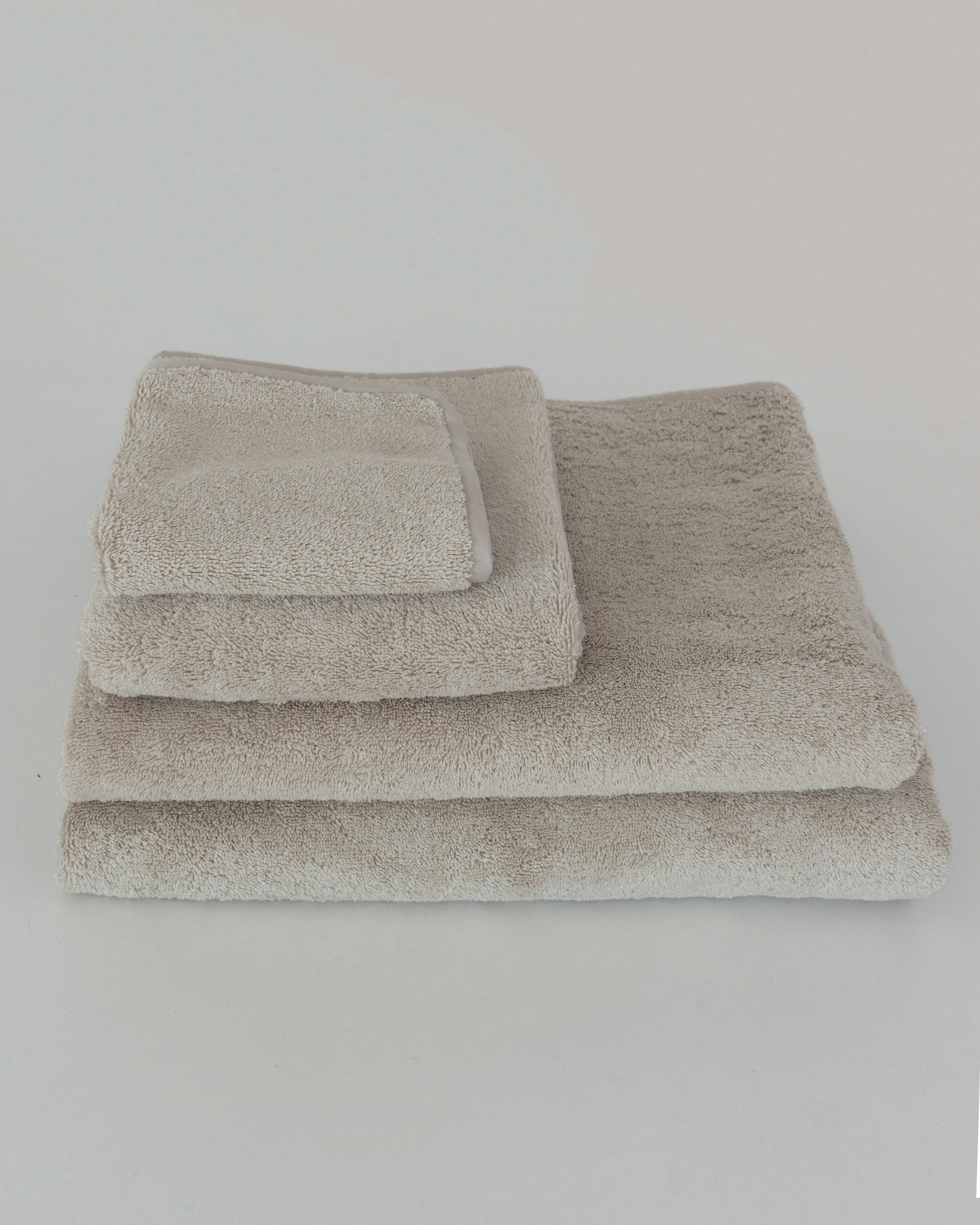 Roma Terry Guest Towel